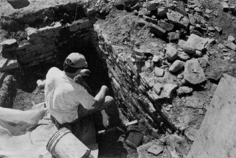 Indian Queen Tavern dig site